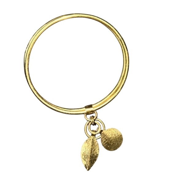 Brass Bangle‎ Bracelet with Leaf & Textured Circle Charms Boho Jewelry - Picture 1 of 1
